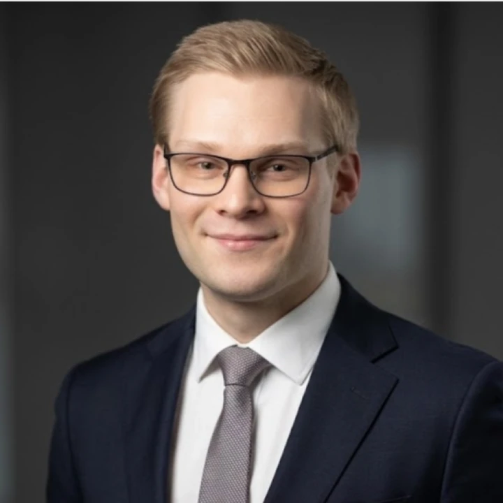 Portrait of Michael Hessen